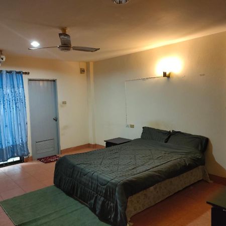 Apartments Thai Smile Патая Екстериор снимка