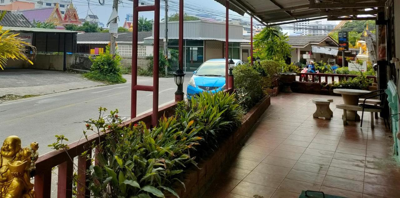 Apartments Thai Smile Патая Екстериор снимка