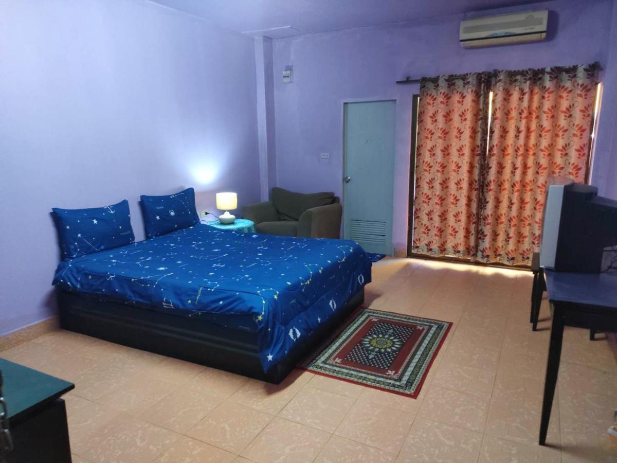 Apartments Thai Smile Патая Екстериор снимка